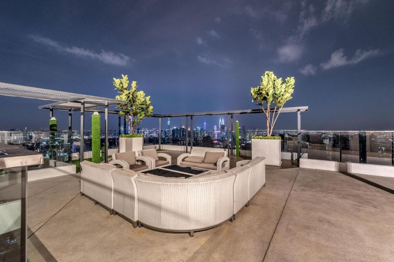 Skyline Garden 2 Bedrooms Homestay Near Klcc Kuala Lumpur Exterior foto